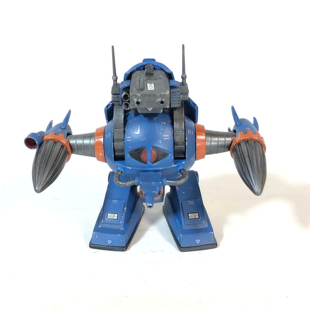 まえアッグは元々掘削用MSでジャブロー侵攻作戦で要塞壁を破砕する為に開発されたMSなので武装は基本オプションである