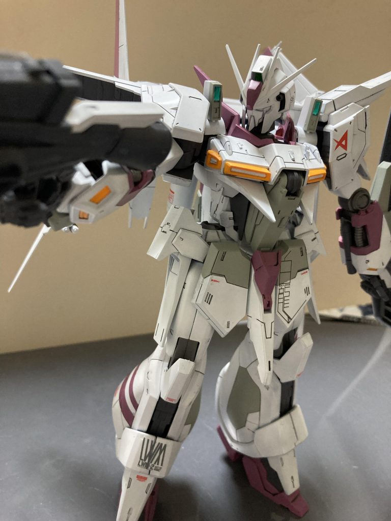 ビームライフル構えて見ました