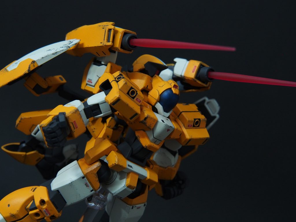 後ろのグレイズは単独で動かすこともできます。