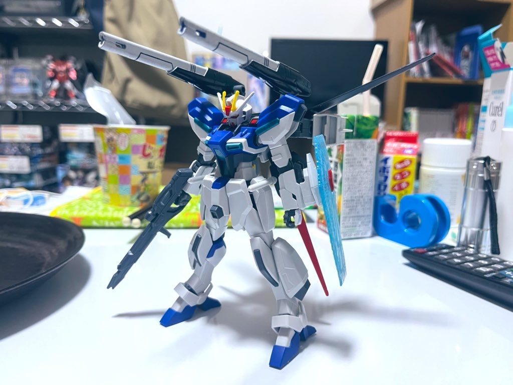 そしてストライクとミキシングした後。ストライカーはまだ追加部分を塗装していません。