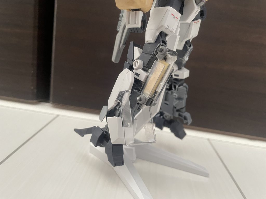 あ　し隠し腕に苦戦しましたこれをあともう一個作るのか…