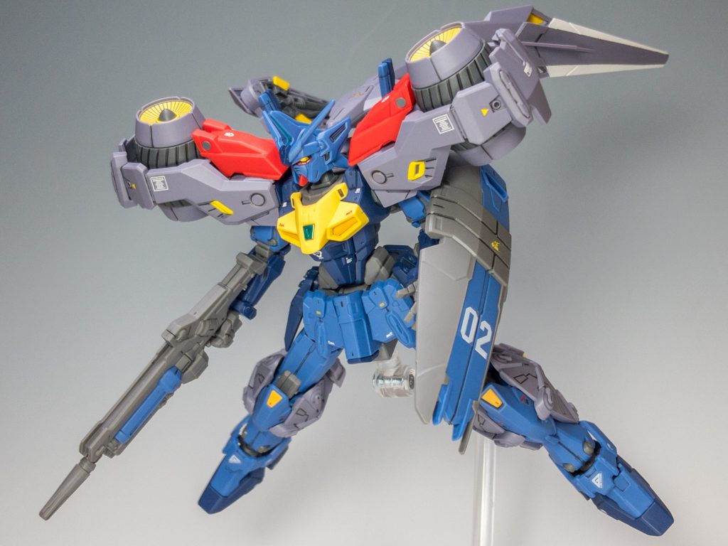 高機動型ユニットを装備!配色的にはこっちがしっくりきますね。