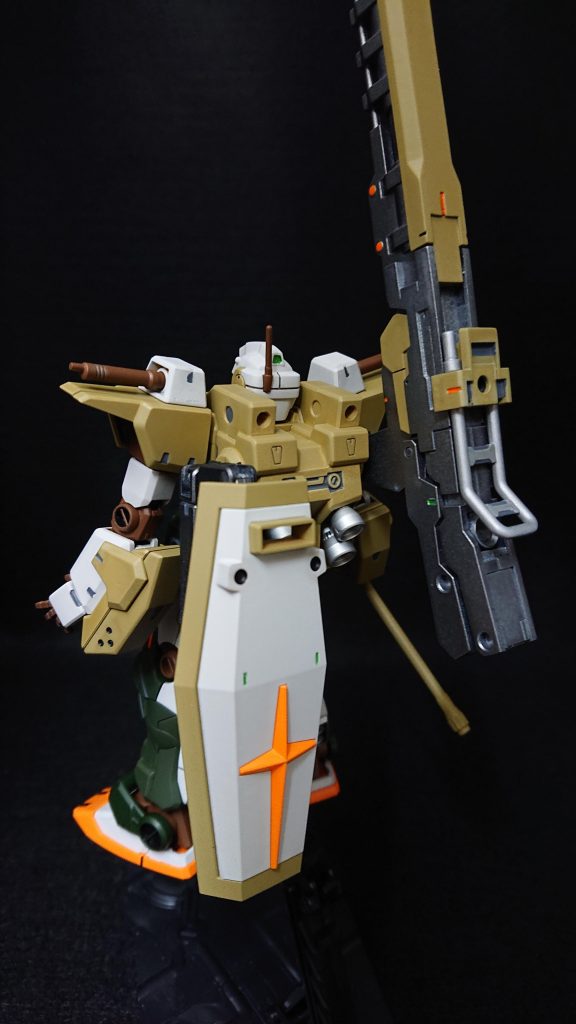 使用した塗料タミヤカラースプレー・レッドブラウン・ダークイエロー・ブリティッシュグリーン・シルバーリーフ・ガンメタル・ライトガンメタル・ブリリアントオレンジMr.カラースプレー・濃緑色・灰色9号