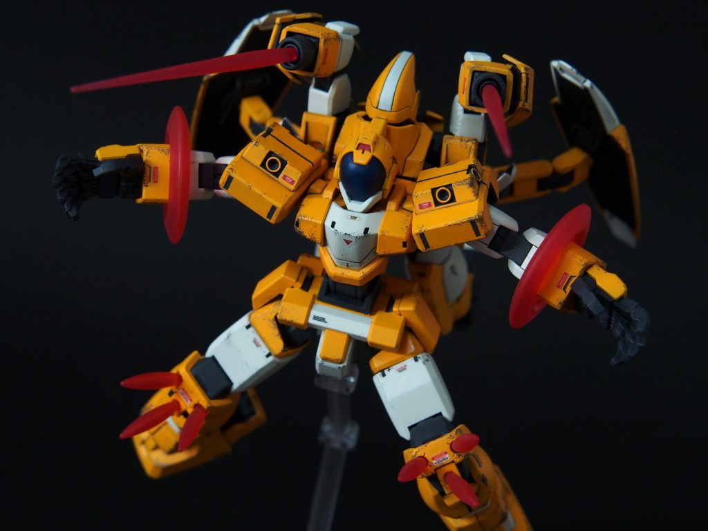 この状態が最も火力が出ます。一方で攻撃が読まれやすく、分離して戦う方がいいときもあるのかな。