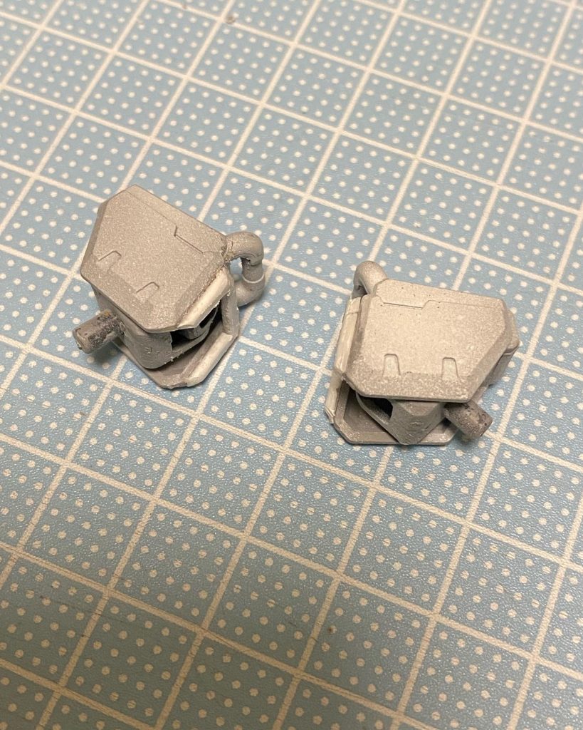 やっぱり肩口の隙間が気になり少しだけ足して綺麗に削ってみる