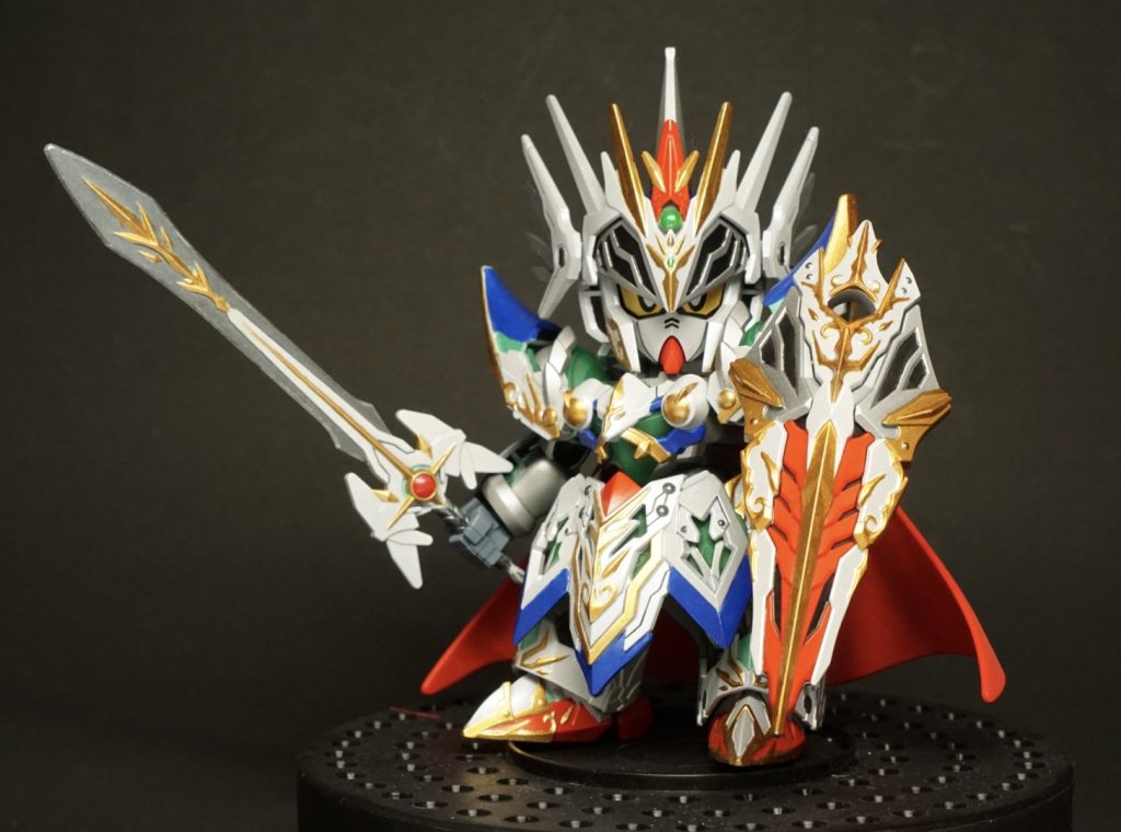 レイフガンダムGP04に付属のナイトストライクガンダム用の盾を斉天大聖悟空インパルスと一緒に塗り進めてようやく完成しました。やはり本体と馴染む盾があるとカッコいいですね!