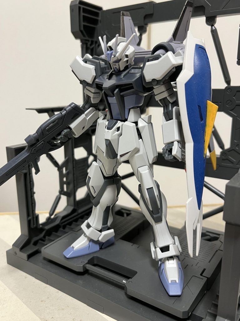 もしかしたら、種死始まる前までの停戦中にストライクを使ってウィンダムの武装テストとかしてたかもしれませんよね?