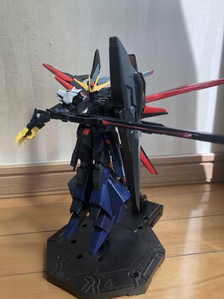 シュベルトゲベールとアグニは連結が可能。斬撃・射撃の両方に対応した武装となる。