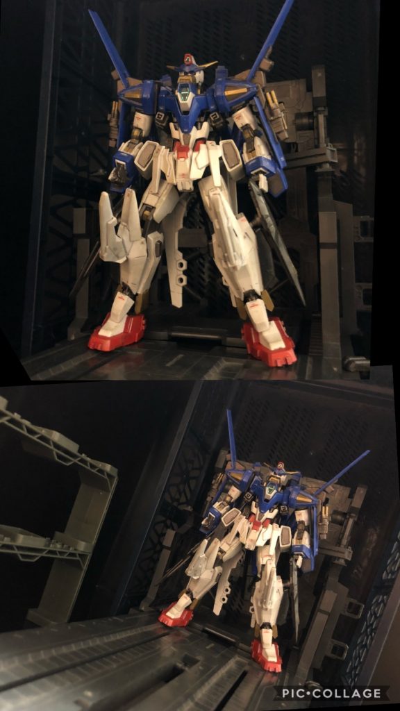 oyz「おお!来たか。おまえ達。」キオ「え?あなたは?」oyz「私はMS可変開発室長のoyzだ。AGE−3の可変開発システムを担当している。」キオ「へー、凄いんですね!」アカオ「そーでもないよ。」oyz「おまえが言うな!」アオ「では今回の可変ギミックについて説明しよう。」oyz「それ俺の役目。おまえが言うなって。」キオ「皆んなは知ってるんだね。じゃあ説明お願いします。」oyz「キオくんはええ子じゃのー。では今回のAGE−3だが、3機のマシンが1機のロボに合体する、ヒーローロボ仕様になってる!」アカオ「ロボって言うな!」oyz「それぞれのマシンに3人の兄弟が乗り込んで、敵と戦うんだ。」アオ「マシンって言うな!」oyz「3機のマシンはそれぞれに合体する事で、いろんな合体パターンを作れるよ。」キオ「へー!凄いです!」oyz「キオくんはホンマにええ子やのー。それで、AGE−3は、上半身、下半身、それとコアで、それぞれAパーツ、Bパーツ、Cパーツに分離、可変するんだ。ではそのパターンを説明していこう。」キオ「宜しくお願いします!」⭐︎コレが、ガンダムAGE−3の秘密だ!① Aパーツ Gトップ② Bパーツ Gベース③ Cパーツ コアファイターoyz「コレが基本形態。お次が組み合わせヴァリエーション。」