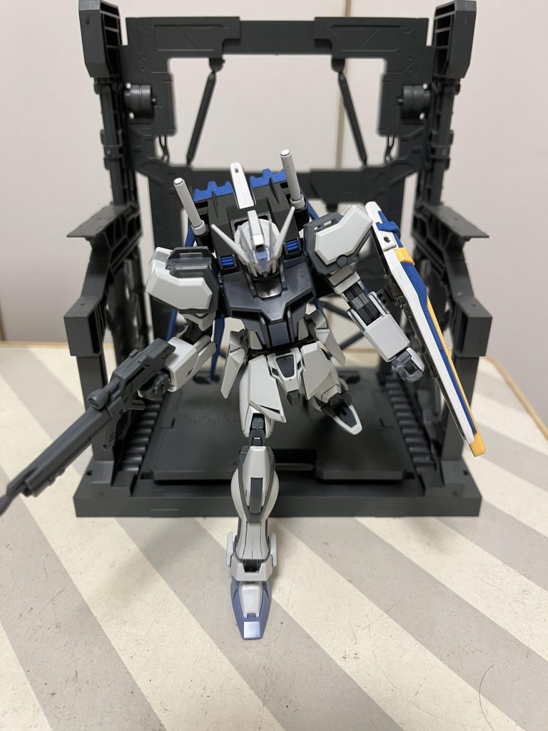 エールを背負って歩き出す。