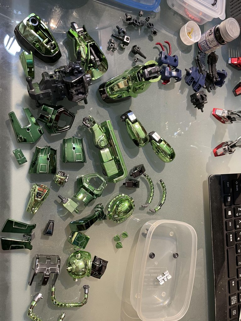 今回のベースはこれ。バラシはじめ