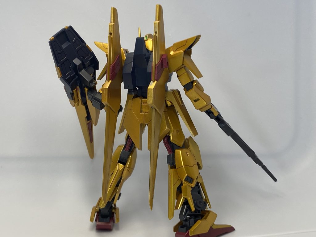 背面です。お尻のモールドがお気に入り。