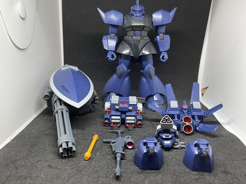 一度、戦闘機の兵装展示みたいなのやってみたかったのですよね。