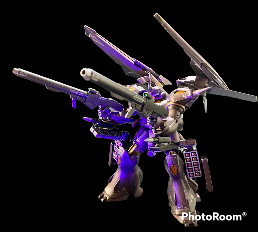本来ケンプファーはシールドを持たないんですがボールデンアームズからニードルトンファーとシールドを作りました。