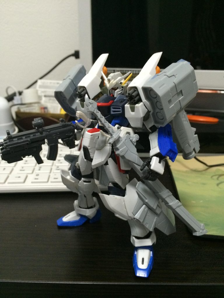 試作型水中戦用装備。ゴチャゴチャして気に入らず却下。