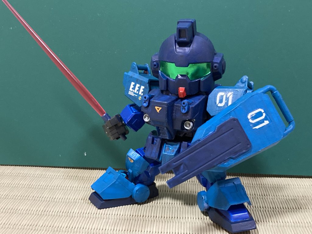 ビームサーベルはシスクードから全部流用次はEXAM発動時再現用のバイザーみたいなの用意したいですね