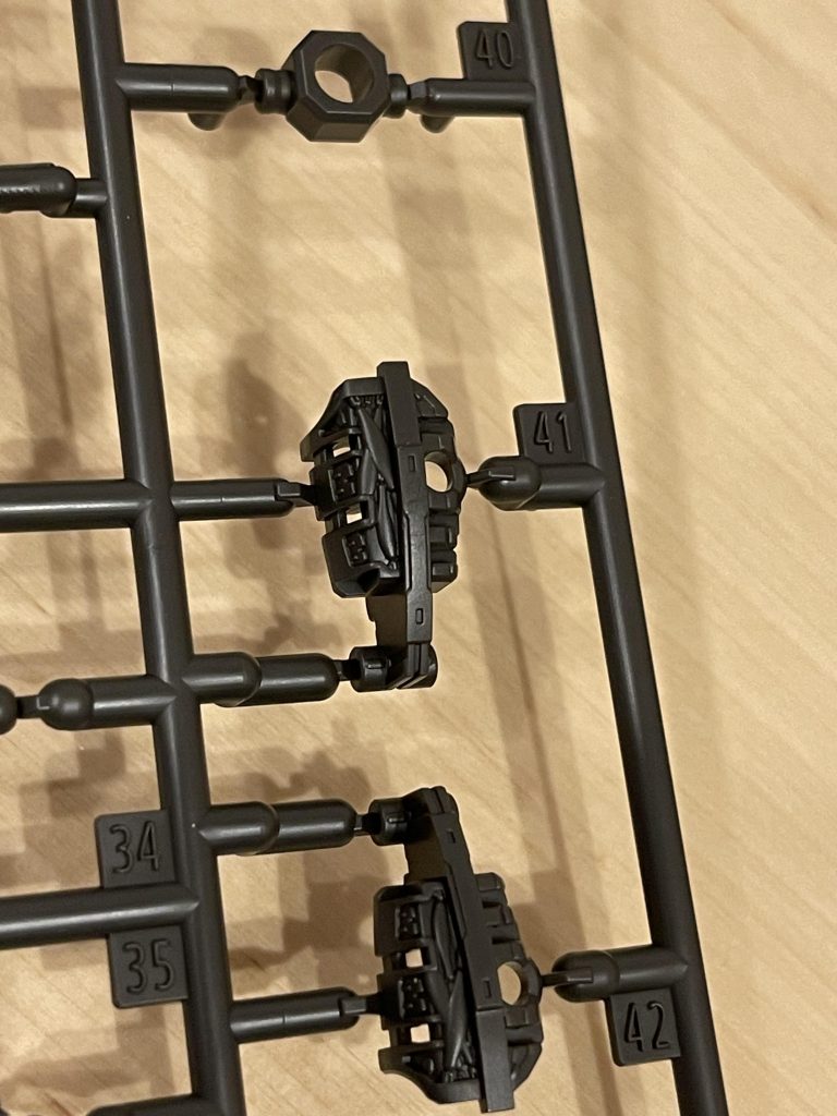 ディテールではこの筋繊維のような造形。これこそまさにMSではなくMFなんだなって作りながら世界観に引き込まれます。