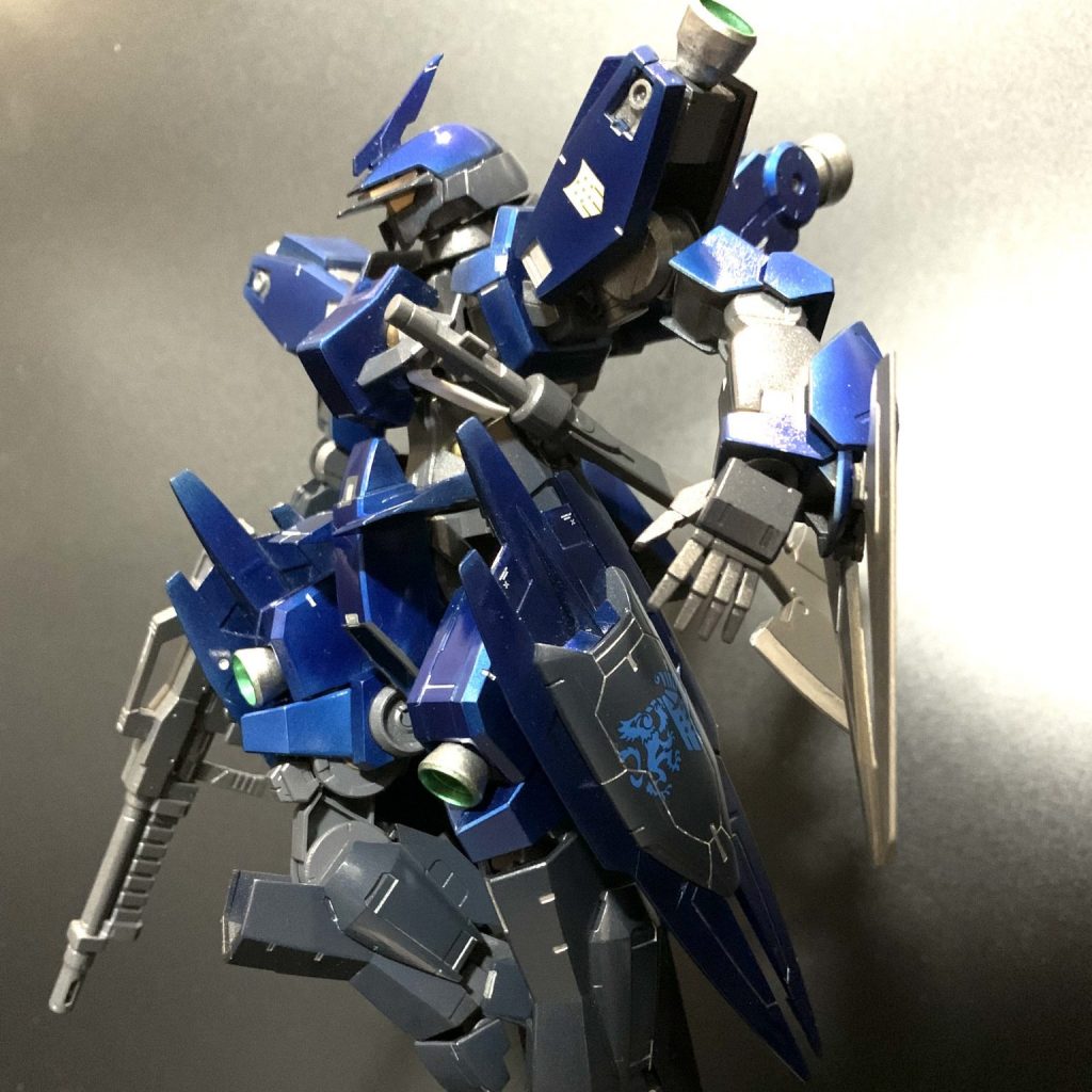 6AAD5121-1A08-447C-A342-