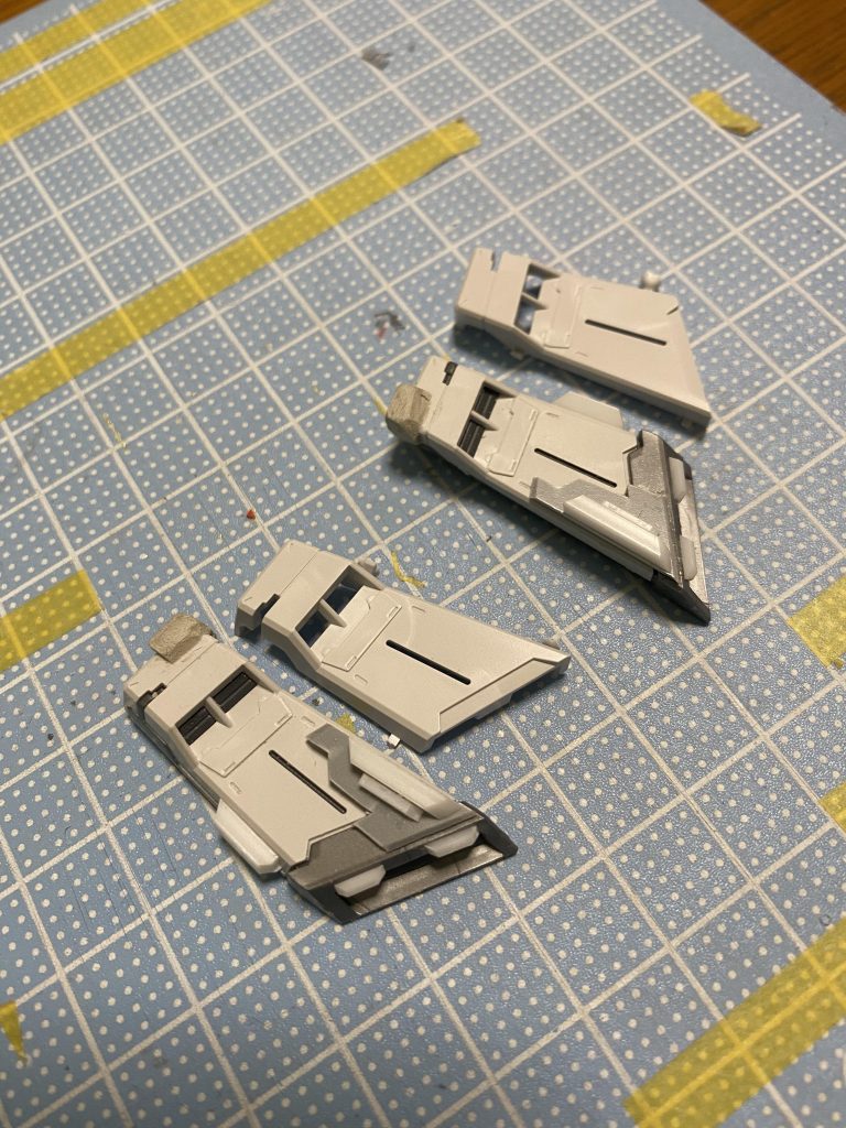 スカート部分のディティールアップに失敗して、フリマアプリで、バラ売りのスカート部分を購入しました。