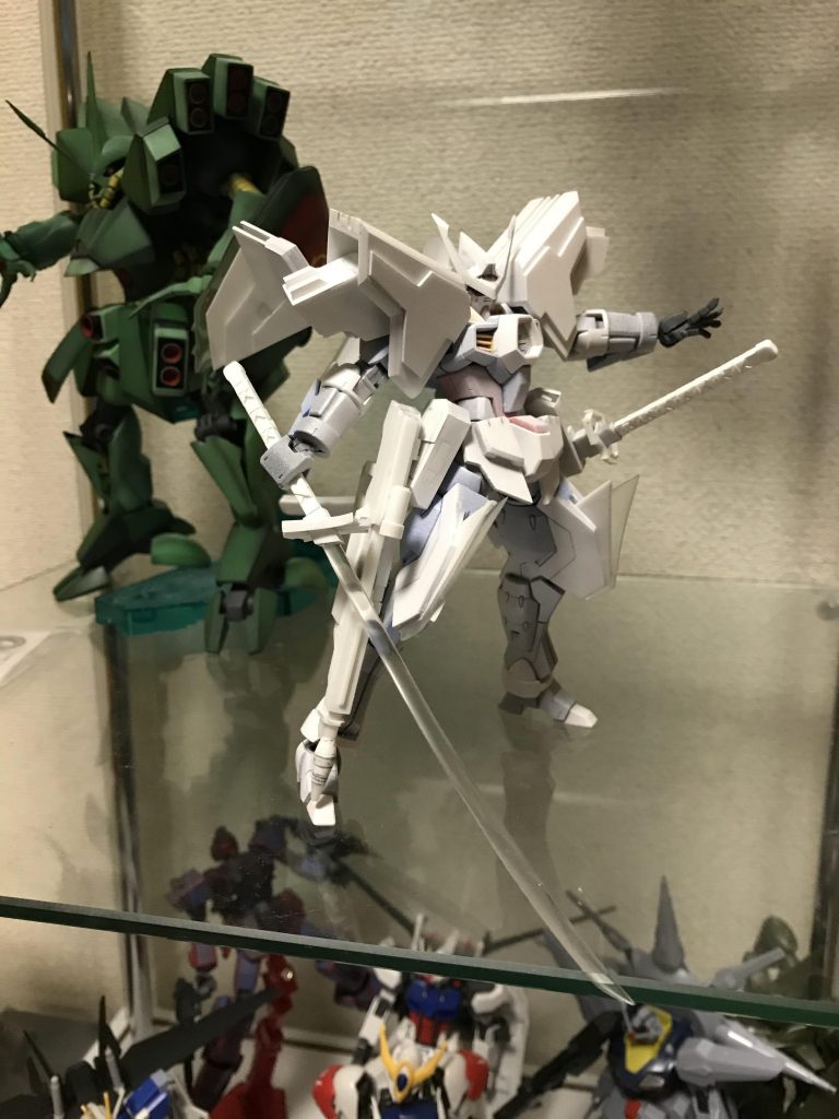 刀型ビームソードのビームエフェクトの形は最終的に変更になりました。