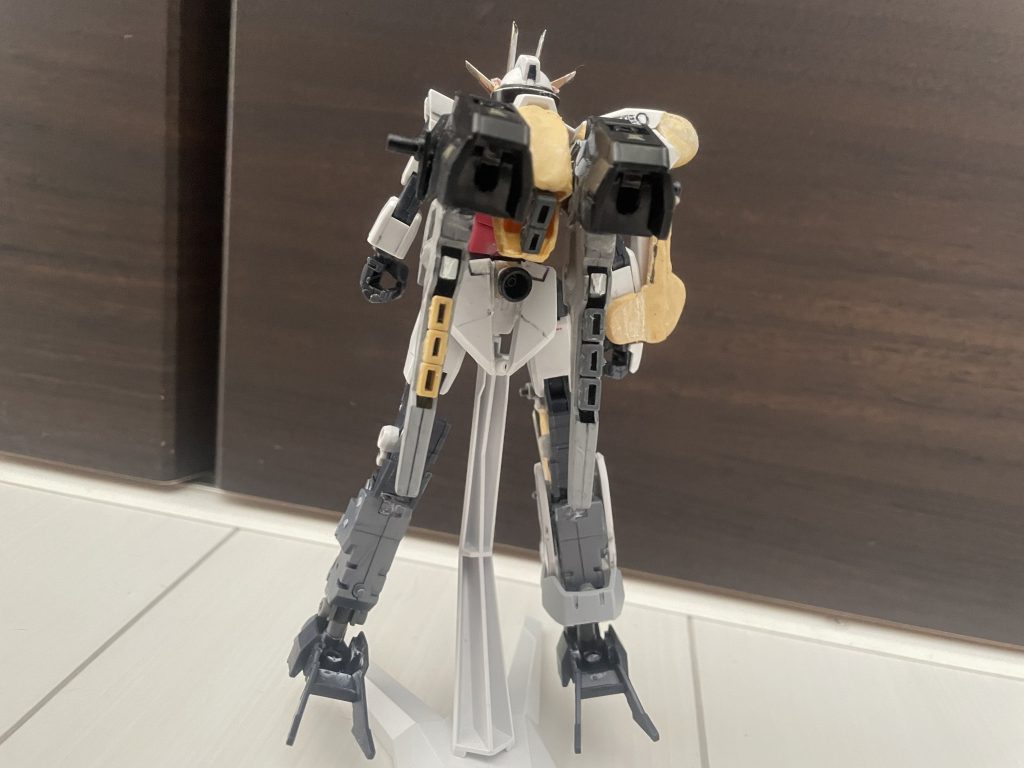 背面相変わらずジャンクばっかりです