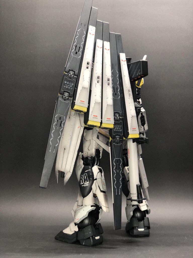 ファンネルの塗装は時間かかった。