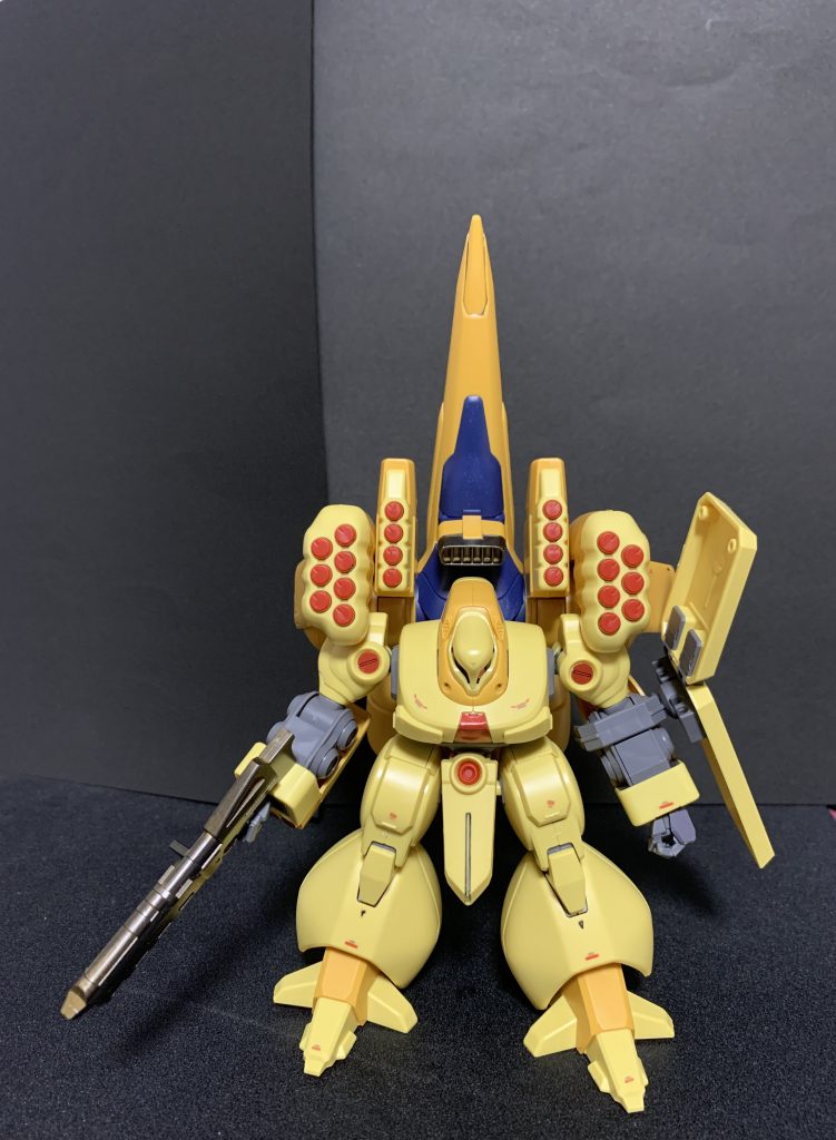 全体につや消し。全てガンダムマーカーエアブラシにて塗装しました。