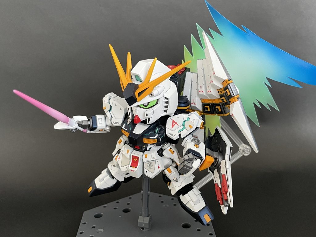 更にサーベルで。