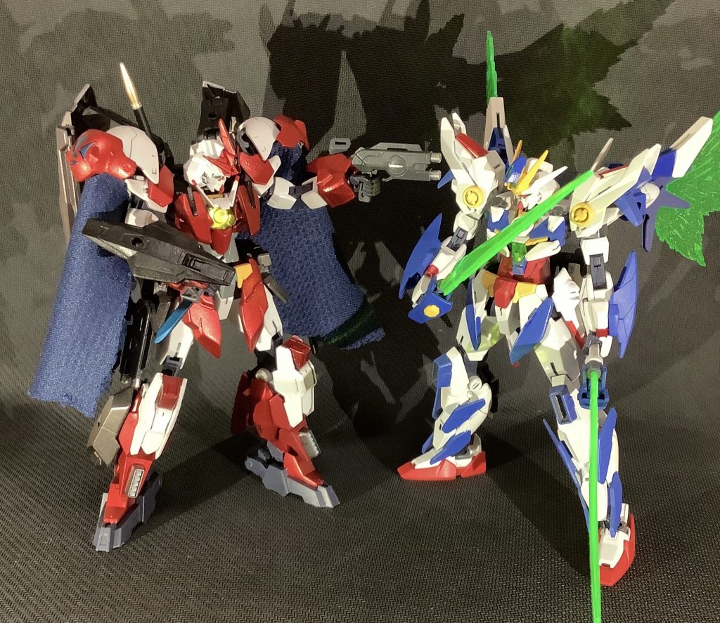 ライバル同士で。ソルガンダムでした。メタレッドが剥げてコアガンダムにつきまくります・・・