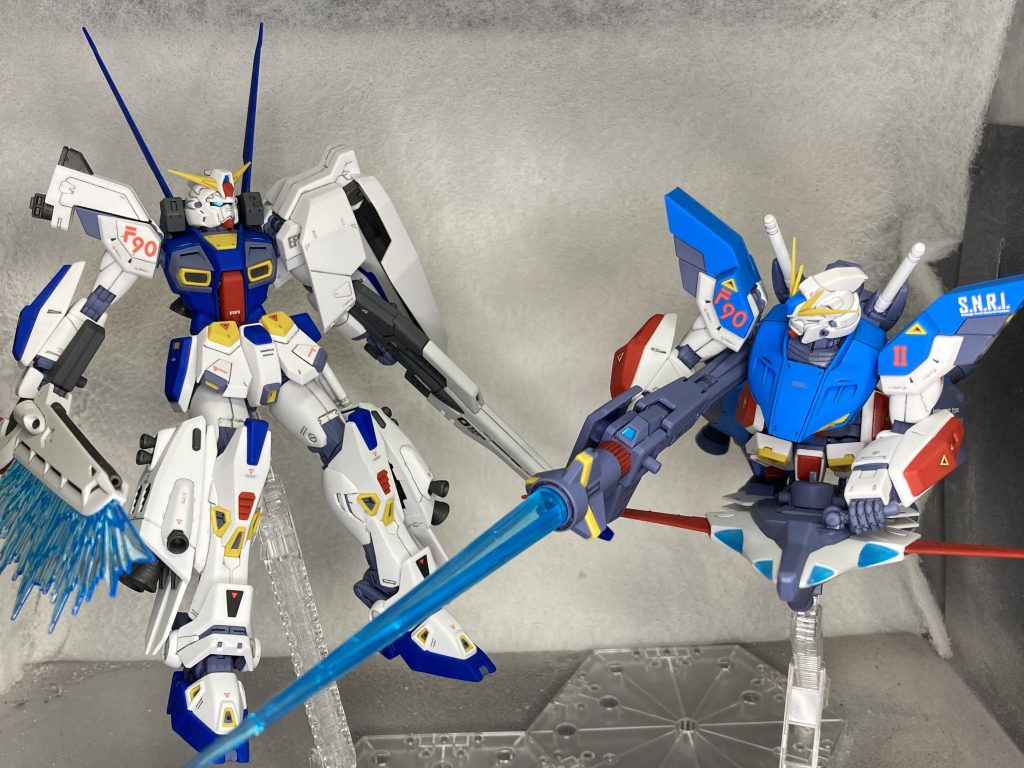 F90ピンチのタイミングで颯爽と現れたF90II的なイメージ。シールドでウェイブライダーはちょっと好き。