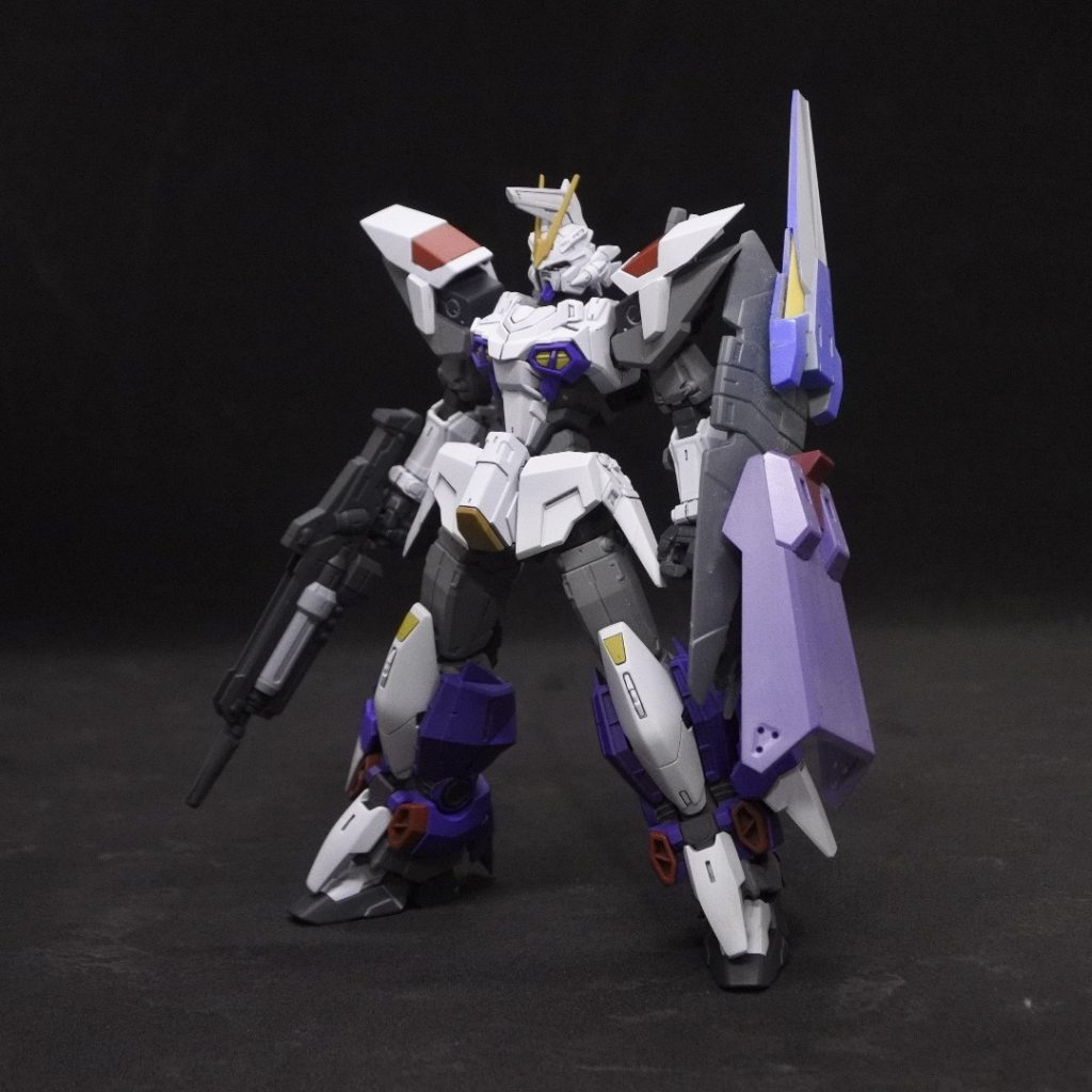 最後に製作途中のシールド装備で1枚これ以外にも何かいい案が浮かんだらとりあえずこの機体に装備させようかとも考えてます