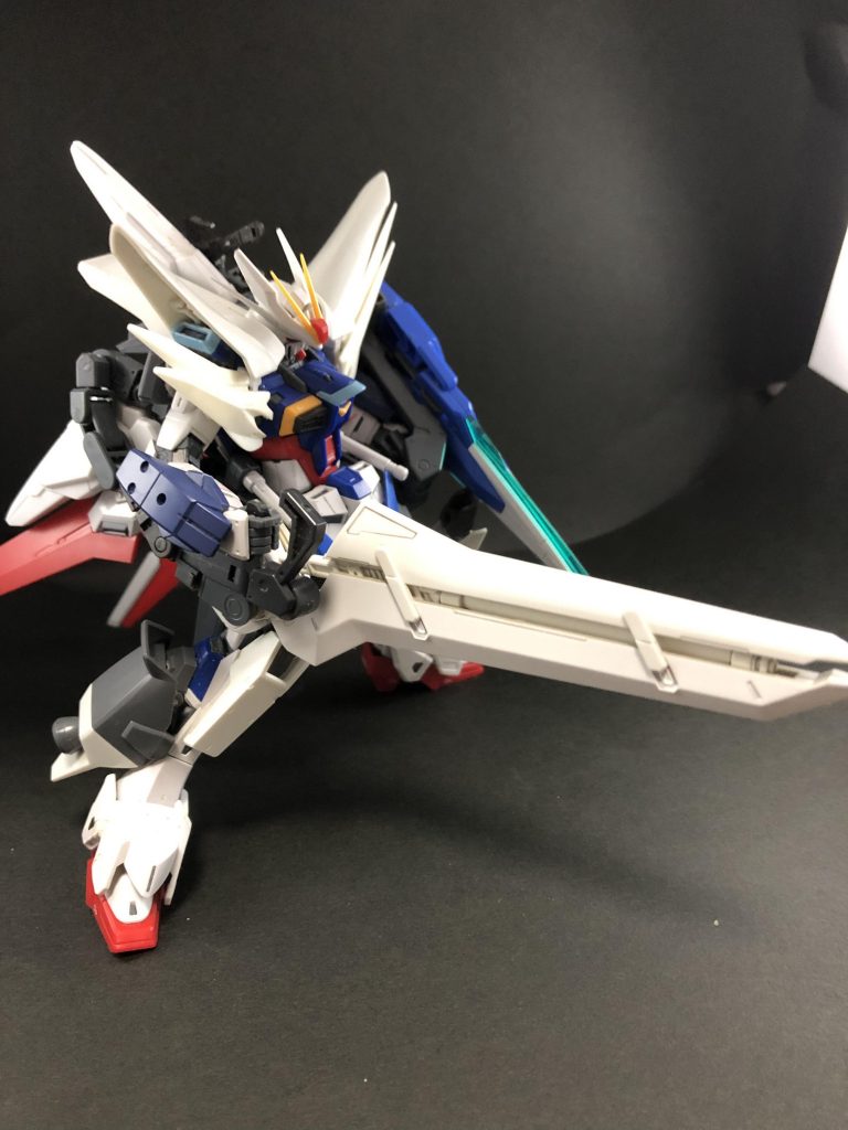 バスターソードはビームキャノンにもなります。