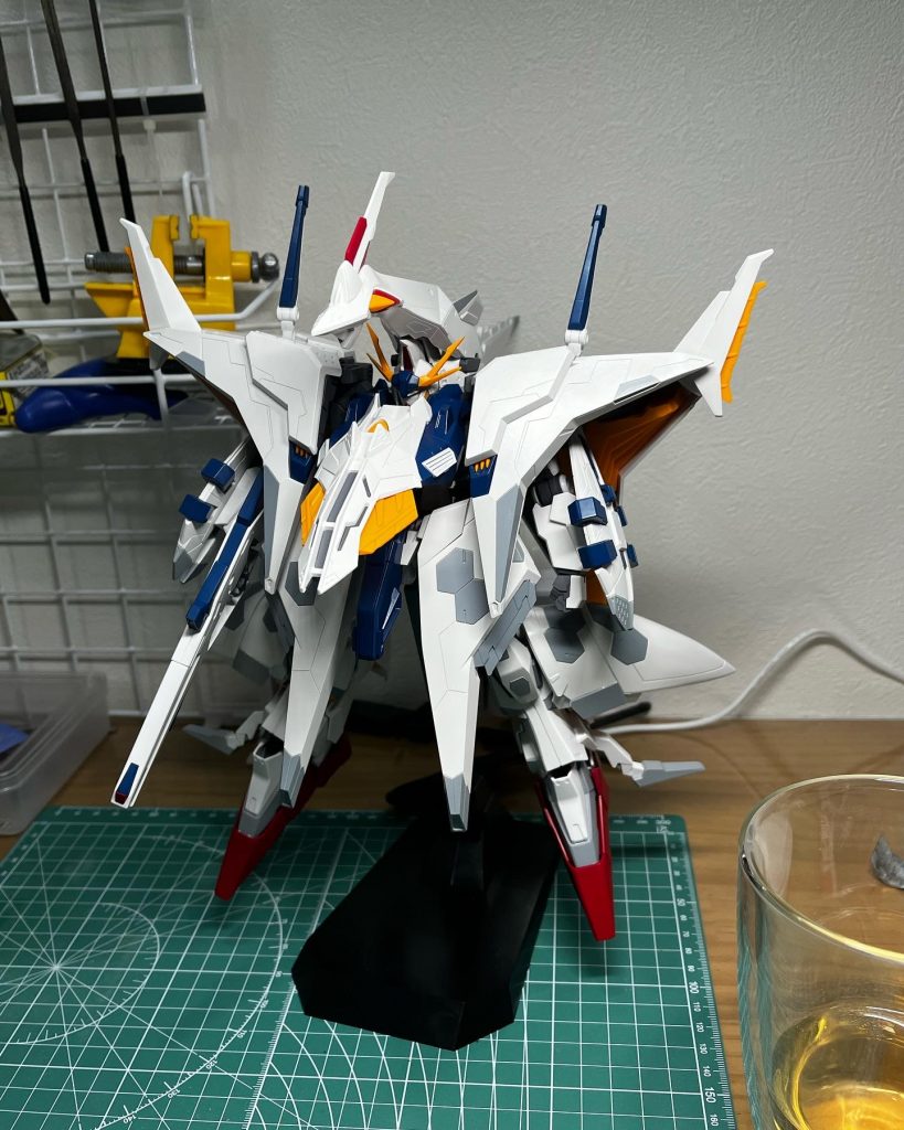 エアブラシにて全塗装完了！！この後、鬼のデカール貼りが待っていますデカールは簡単にディテール密度増やせるので大好きです！