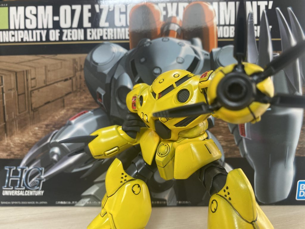 箱をバックにした写真。うん、かっこいい…以上!