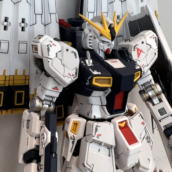RG 1/144 νガンダム　ダブルフィンファンネル
