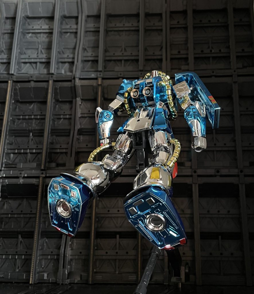 バックショット飛んでる感じが好き。