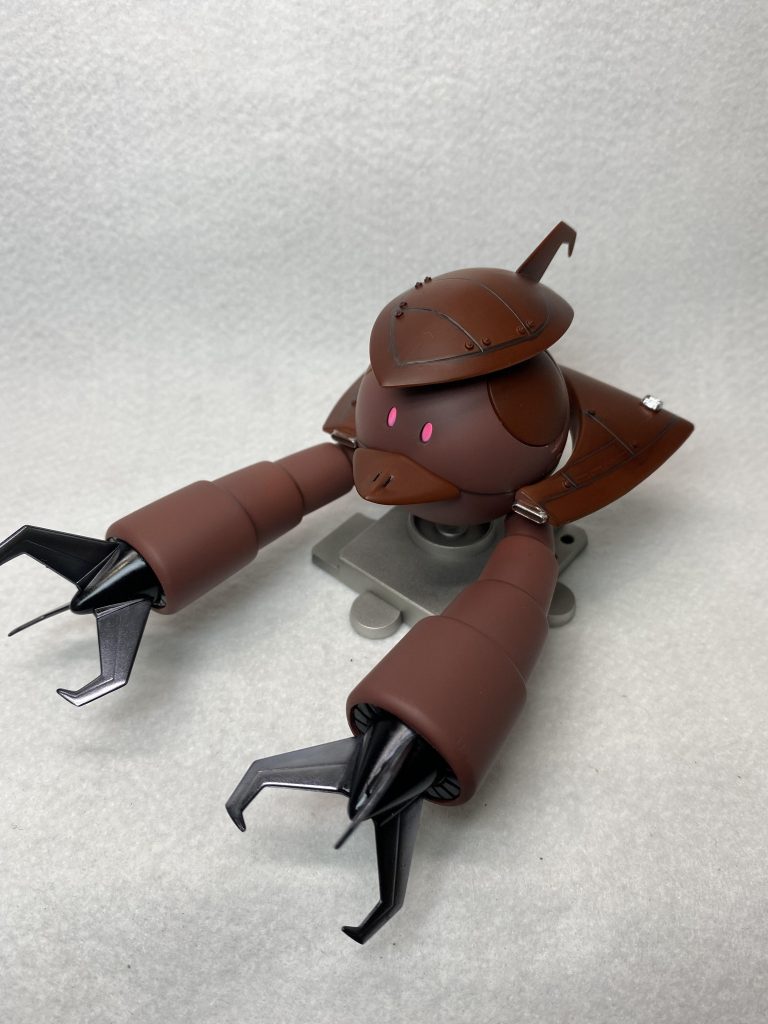 腕も前に出せます。