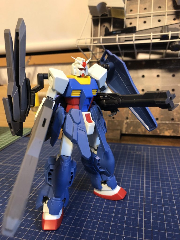 アーマー装備の初期!干渉している部分をリューターで削り装着!日々、皆様の作品を拝見させて頂く中で、とても刺激を頂き、製作のモチベが上がってまいります。