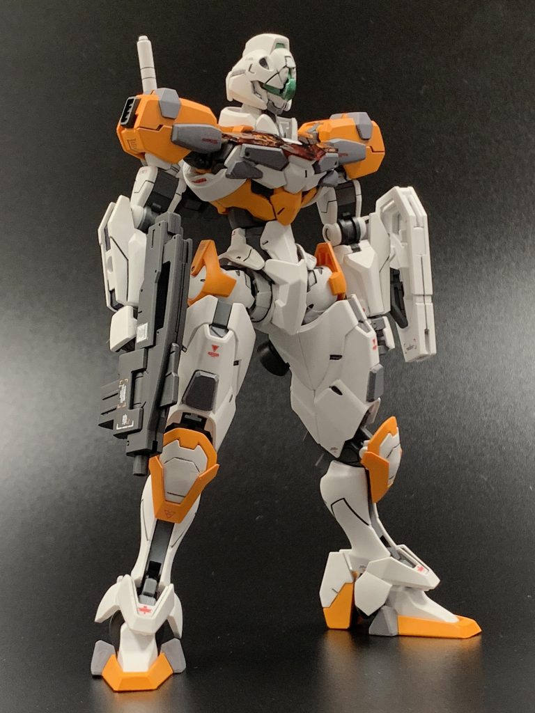 横から〜銃はジャンクとプラ板からソレっぽく