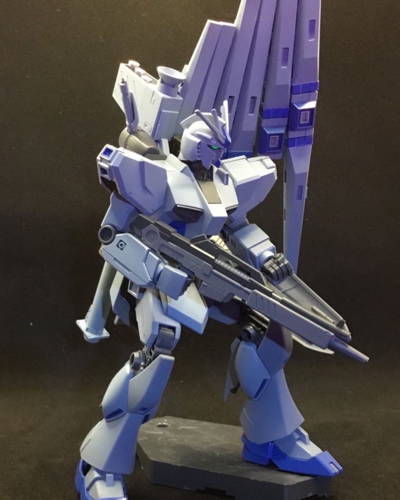 旧キット箱絵を意識したポーズ付け。