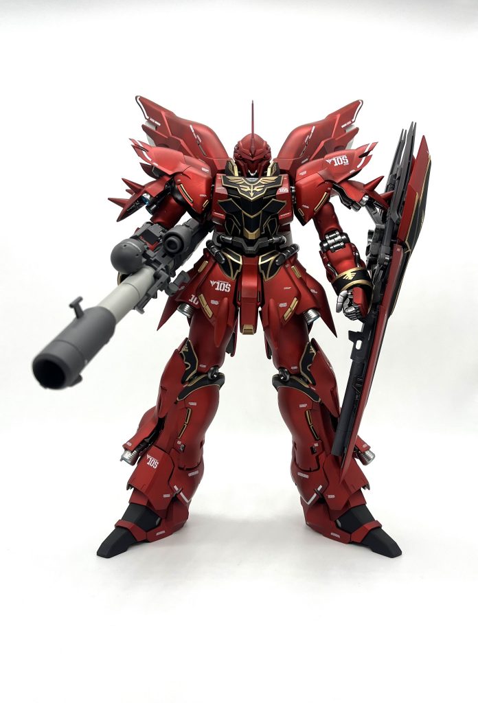 右手指のひっかける部分が欠けたのと、ライフル破損のためバズーカ固定にしました。悲しい