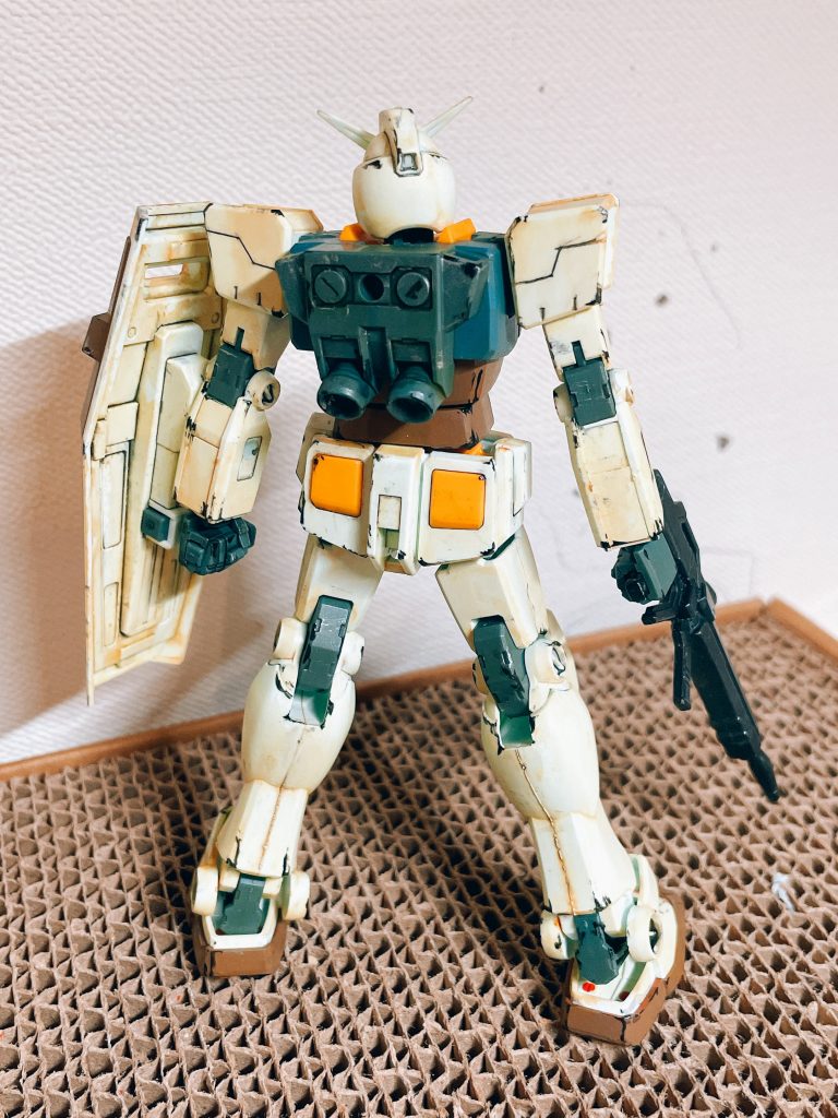 EGガンダムでウェザリング練習してみました–3枚目/制作者：@motherlake_jp