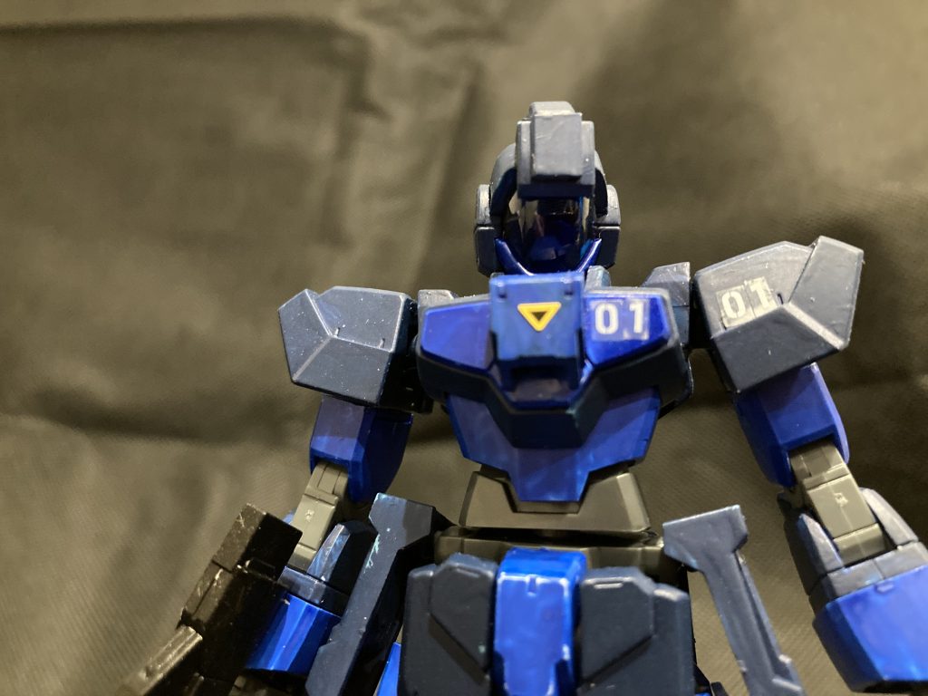 Xラウンダー特有の脳波を感知すると、バイザーが収納されメインカメラが露出し視界が確保される。この状態になるとカメラ全体が赤い妖しい光を発するようになり、Xラウンダーと思しき敵に対して半自動的に攻撃を開始するようになる。また機体性能も異常なほどに上昇する為、パイロットはもちろん機体全体にも深刻なダメージを及ぼす危険性がある。