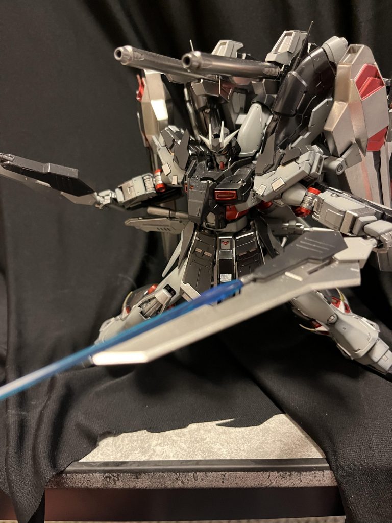 Hi-νガンダム–4枚目/制作者：不満足