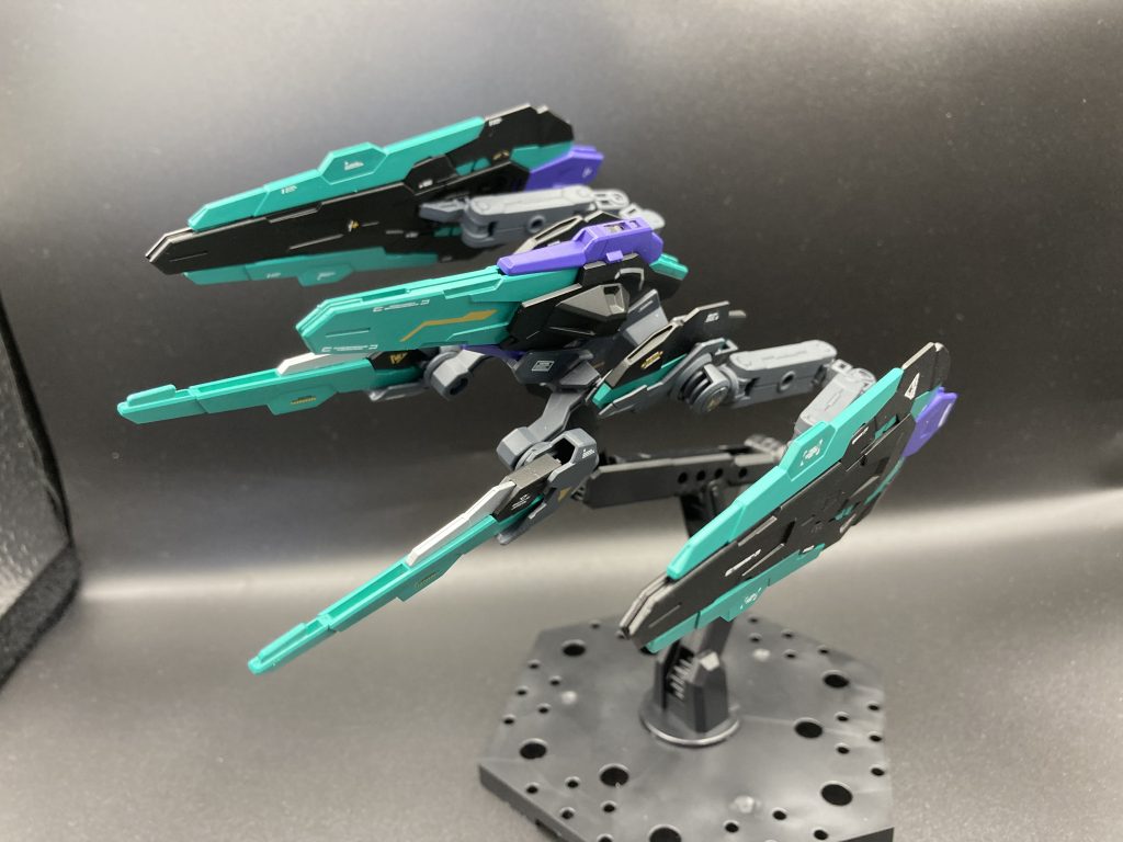 バックパックは分離してMAみたいな感じになります。ちょっとオーライザー感w