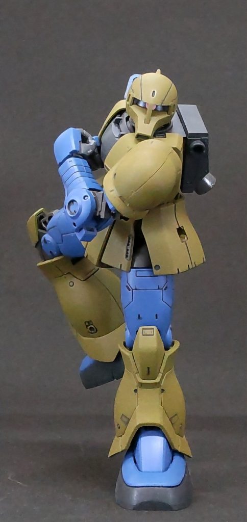 旧ザクと言えばこのポーズ🤖