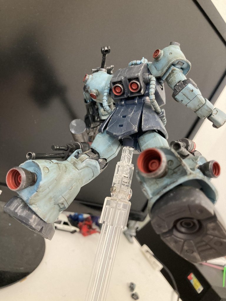 塗装に使用した塗料は以下の通りです。(Mr.COROL)c74 エアスペリアリティブルーc375 ディープオーシャンブルー114 RLM23レッドUG15 MSファントムグレーGX106 GXクリアオレンジMC212 アイアンWC14 ホワイトダストWC18 シェイドブラウン(タミヤ)XFフラットブラックXFフラットアルミ