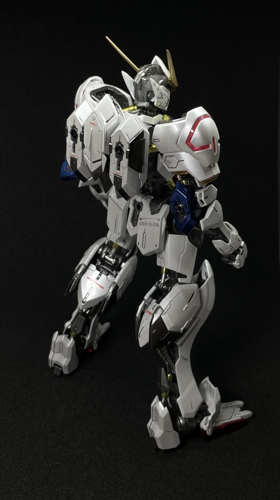 素立ちにもいろいろあるようですね。カトキ立ちとかガワラ立ちとか。奥が深い…