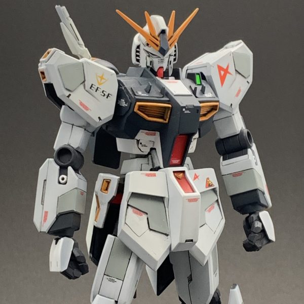 エントリーグレード　νガンダム