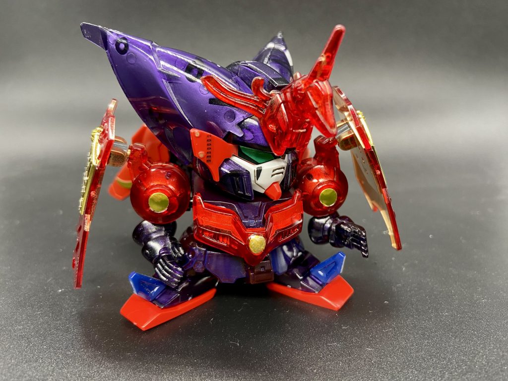 クリアパーツとメッキパーツってのはちゃんとやってる人ほど、塗っちゃうし剥がしちゃうんですよね^ ^確かにゲート跡等ある程度目を瞑らざるを得ないので僕もよくやるのですが…何かいつも勿体無さを感じるので極力使えるものは使うスタイルで！ほら、こんなキャンディ、塗装でやるのキツイじゃない？